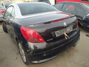 PEUGEOT 207 CC CABRIO-COUPÉ foto 4