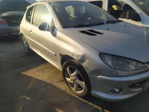 PEUGEOT 206 foto 4