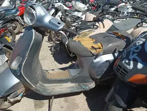 PIAGGIO (VESPA) VESPA S / LX / LXV 50/125 foto 1