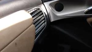 LANCIA YPSILON (101) foto 5