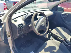 OPEL CORSA C foto 8