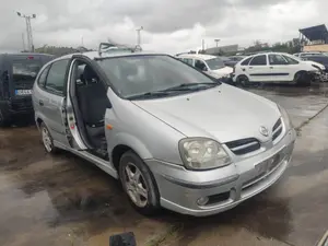 NISSAN ALMERA TINO (V10M) foto 2
