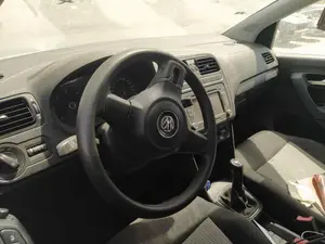 VOLKSWAGEN POLO V (6R1) foto 8
