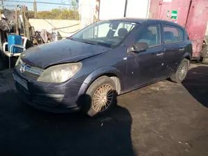 OPEL ASTRA H BERLINA foto 2