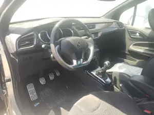 CITROEN DS3 foto 6