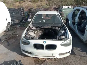 BMW SERIE 1 BERLINA 5P (F20) foto 1
