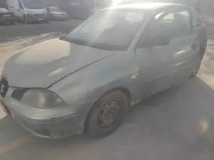 SEAT IBIZA (6L1) foto 7