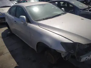 LEXUS IS 250C (GSE20) foto 8