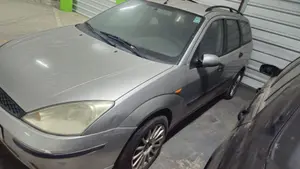 FORD FOCUS FAMILIAR (CAK) foto 2