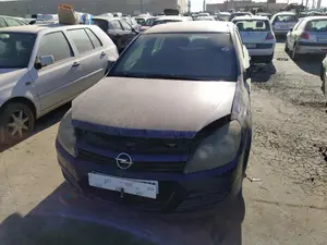 OPEL ASTRA H BERLINA foto 1
