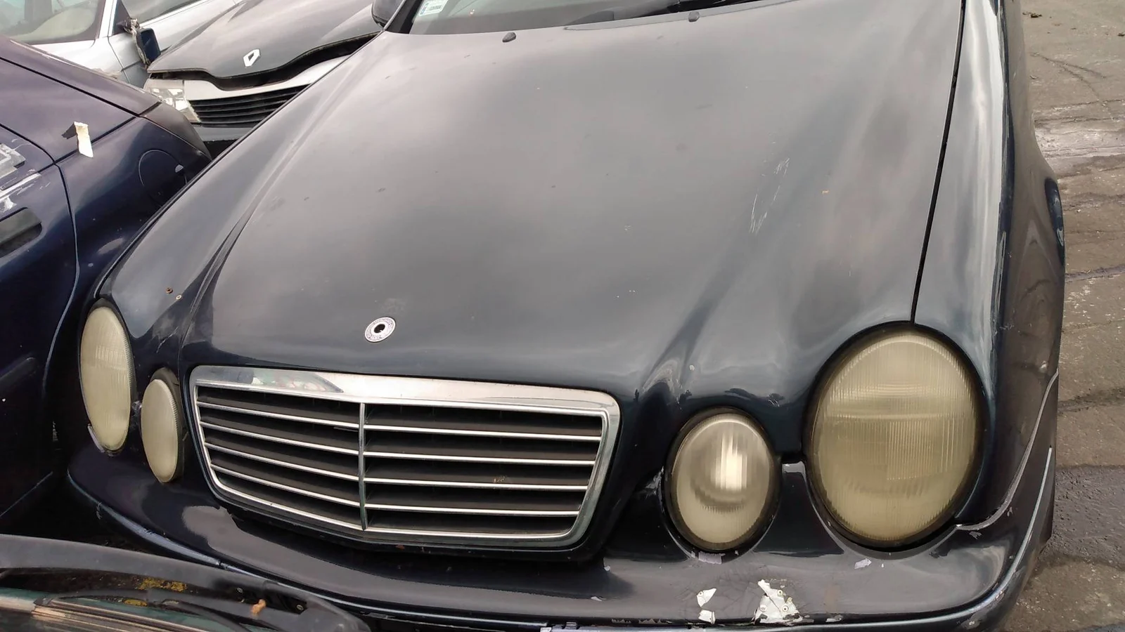 MERCEDES-BENZ CLK (BM 208) COUPE