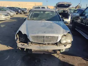 MERCEDES-BENZ CLASE C (BM 203) BERLINA foto 1
