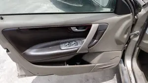 VOLVO XC70 foto 3