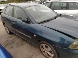 SEAT IBIZA (6L1) foto 7