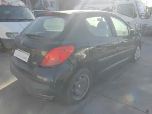 PEUGEOT 207 foto 7