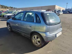 OPEL CORSA C foto 4
