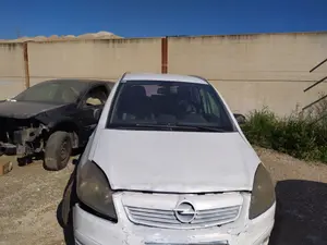 OPEL ZAFIRA B foto 1