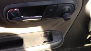 SEAT CORDOBA BERLINA (6L2) foto 30
