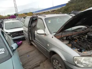 KIA CARNIVAL II (FL) foto 2