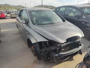 SEAT TOLEDO (5P2) foto 2