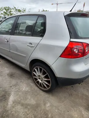 VOLKSWAGEN GOLF V (1K1)(10.2003) foto 6