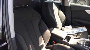 AUDI A4 BERLINA (8W2) foto 42