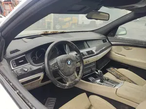 BMW SERIE 5 GRAN TURISMO (F07) foto 4