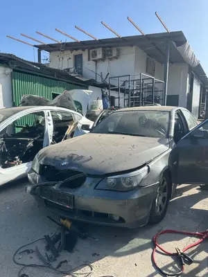 BMW SERIE 5 BERLINA (E60) foto 2