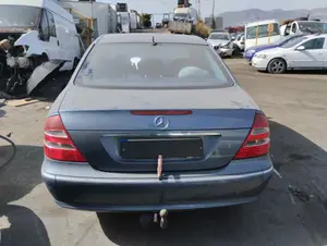 MERCEDES-BENZ CLASE E (BM 211) BERLINA foto 3