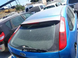 FORD FOCUS BERLINA (CAP) foto 6