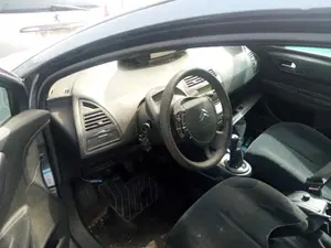 CITROEN C4 BERLINA foto 6