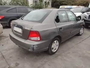 HYUNDAI ACCENT (LC) foto 6