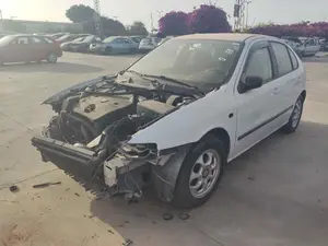 SEAT LEON (1M1) foto 1