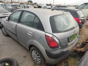 KIA RIO (JB) foto 6