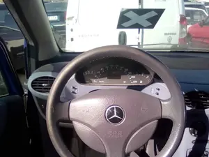 MERCEDES-BENZ CLASE A (BM 168) foto 4