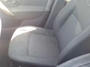 DACIA SANDERO foto 11