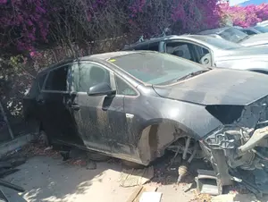 OPEL ASTRA J BERLINA 5P foto 7