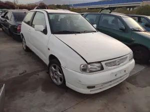 SEAT IBIZA (6K1) foto 4