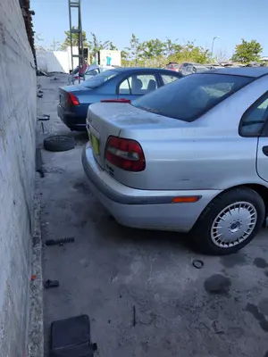 VOLVO S40 BERLINA foto 8
