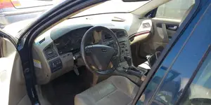 VOLVO S60 BERLINA foto 3