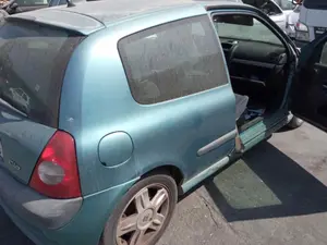 RENAULT CLIO II FASE II (B/CB0) foto 3