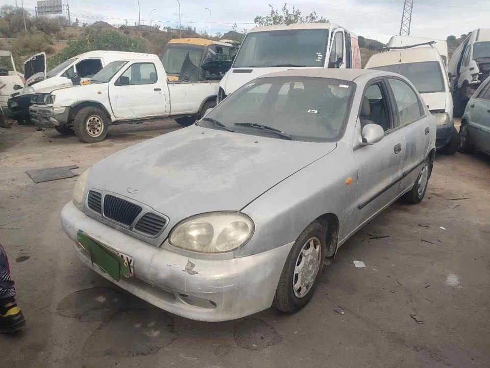 DAEWOO LANOS