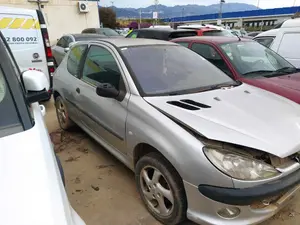 PEUGEOT 206 foto 5