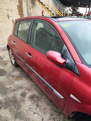 RENAULT MEGANE II BERLINA 5P foto 4