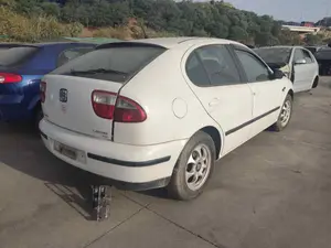 SEAT LEON (1M1) foto 2