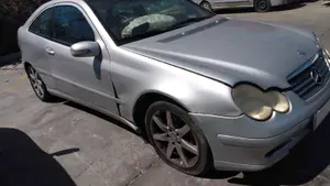 MERCEDES-BENZ CLASE C (BM 203) SPORTCOUPE foto 7