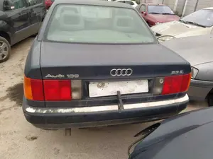 AUDI 100 AVANT (C4) foto 8