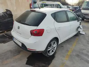 SEAT IBIZA BERLINA (6J5) foto 5