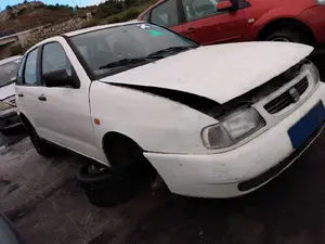 SEAT IBIZA (6K1) foto 2