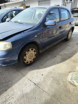 OPEL ASTRA G BERLINA foto 2